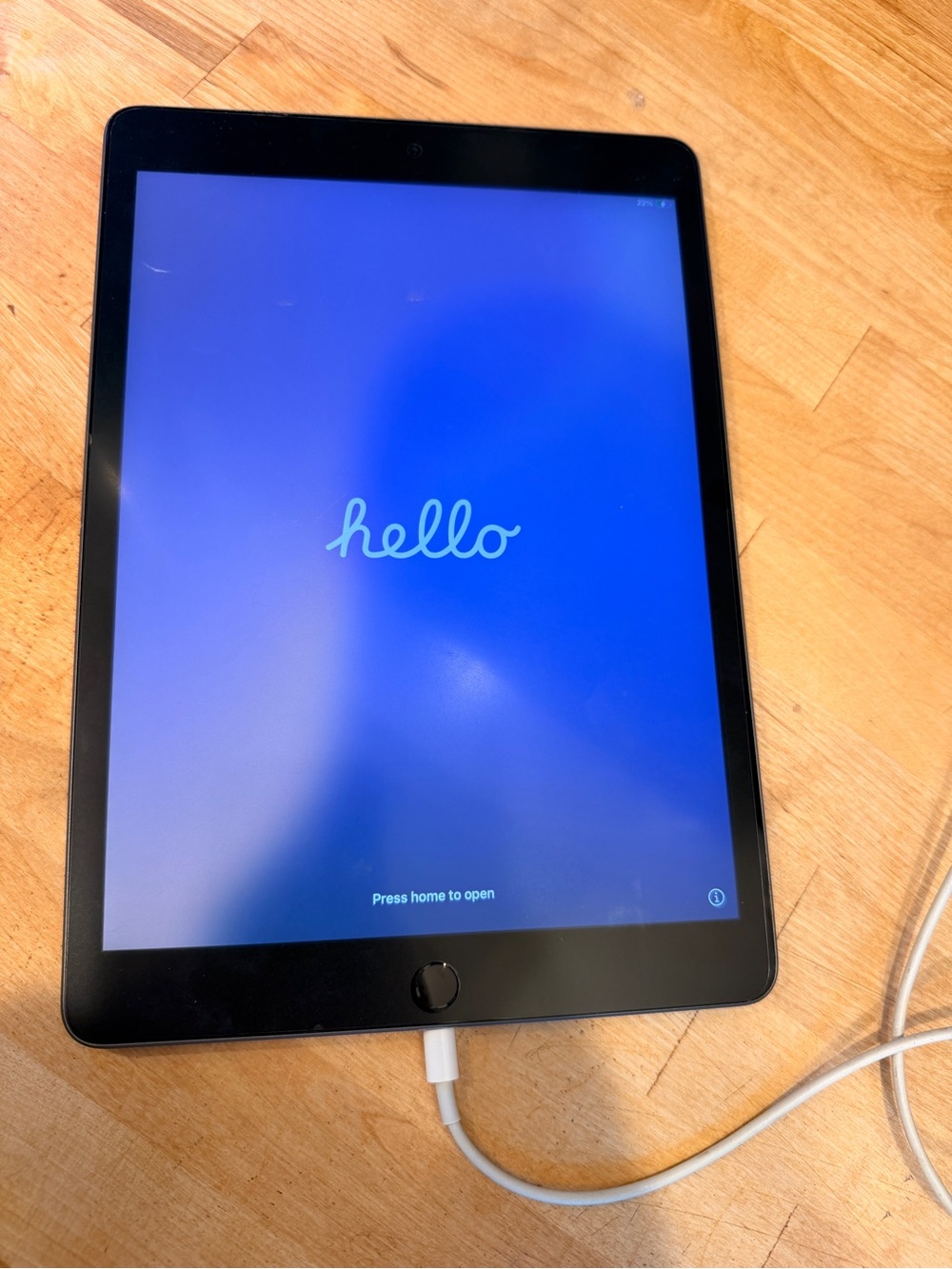 Apple iPad 7th Generation 10.2" 32GB Space Gray (Wi-Fi) iPadOS